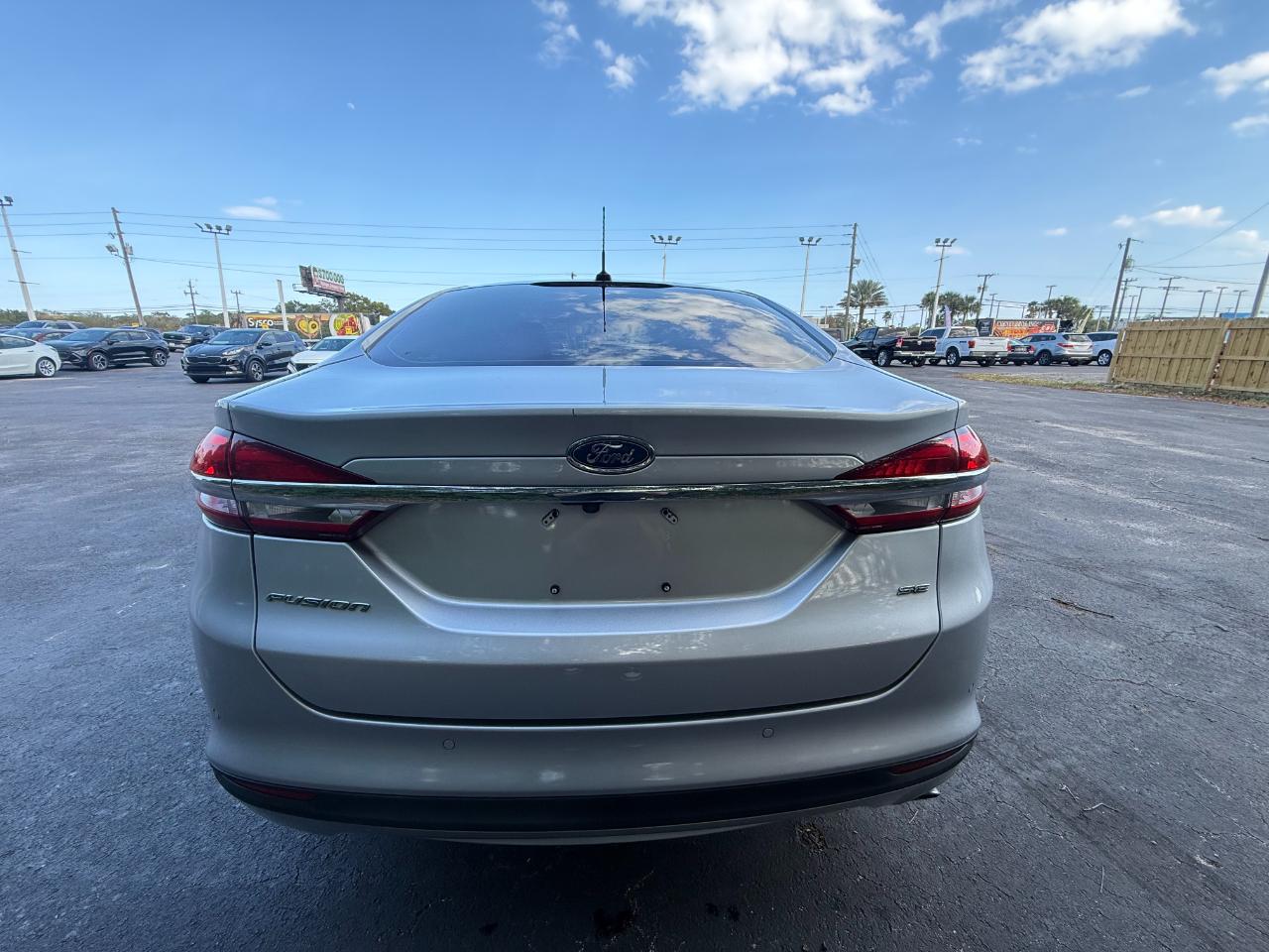 Ford Fusion SE FWD 2017