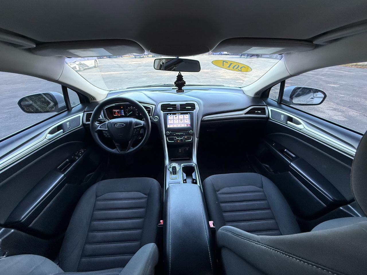 Ford Fusion SE FWD 2017