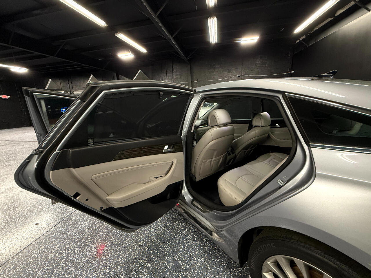 Hyundai Sonata 4dr Sdn 2.4L Limited 2015