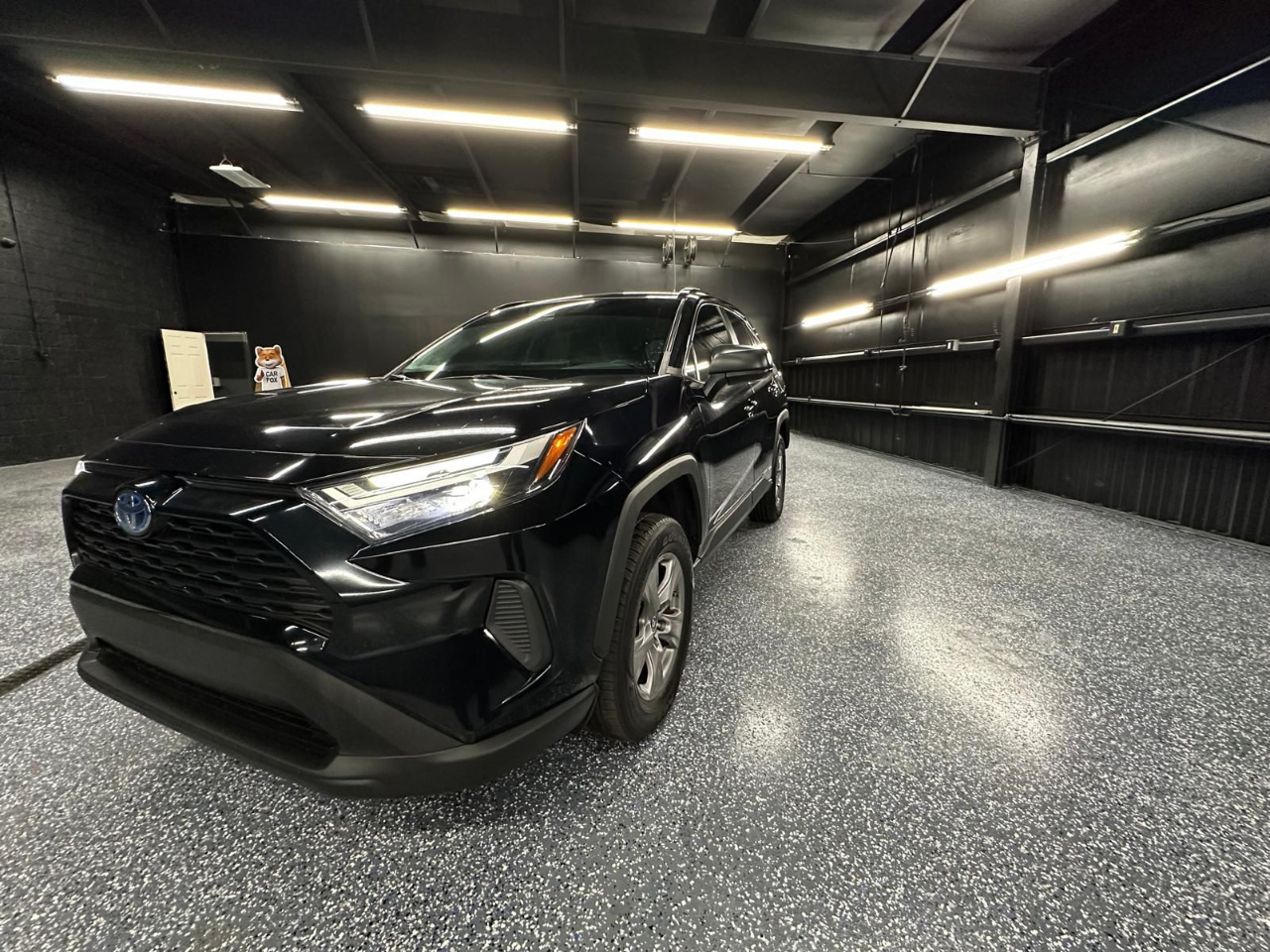 Toyota RAV4 Hybrid LE 2023