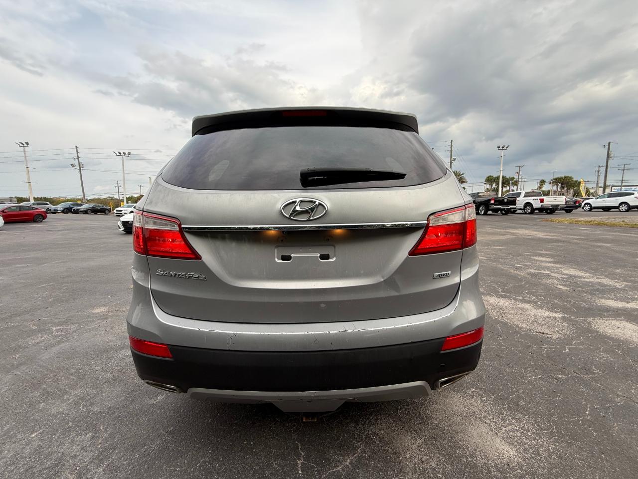 Hyundai Santa Fe AWD 4dr SE 2016