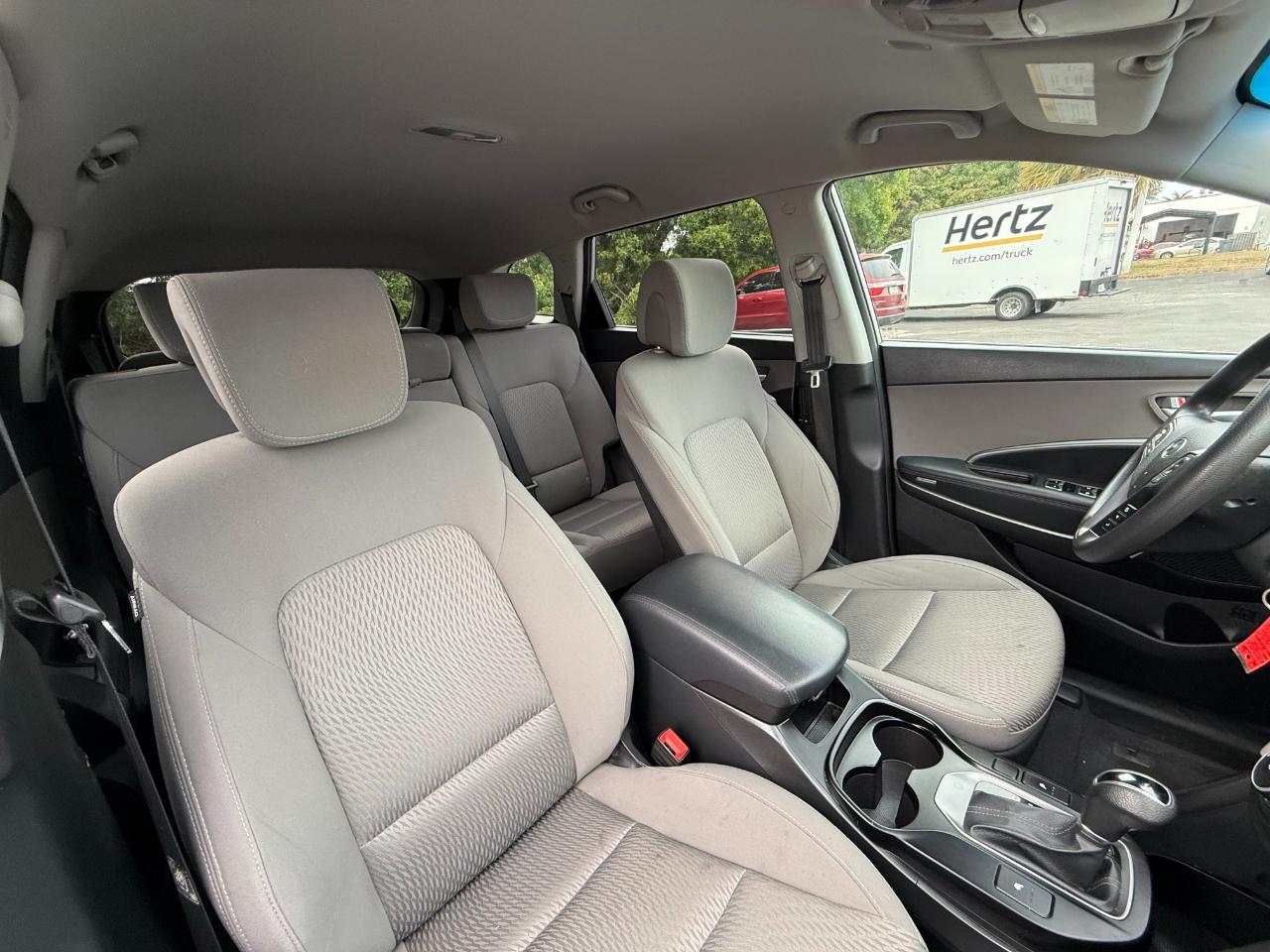 Hyundai Santa Fe AWD 4dr SE 2016