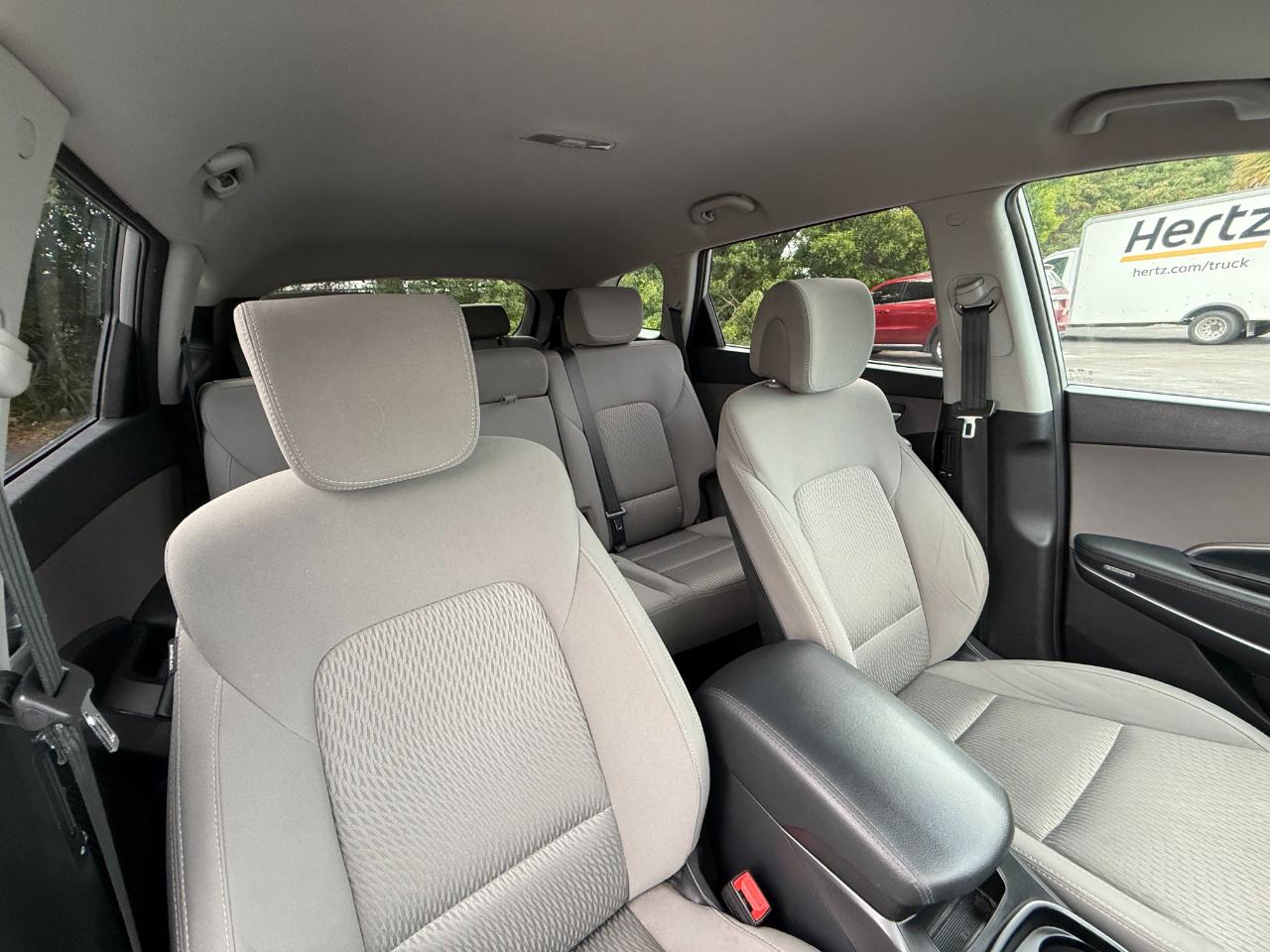 Hyundai Santa Fe AWD 4dr SE 2016