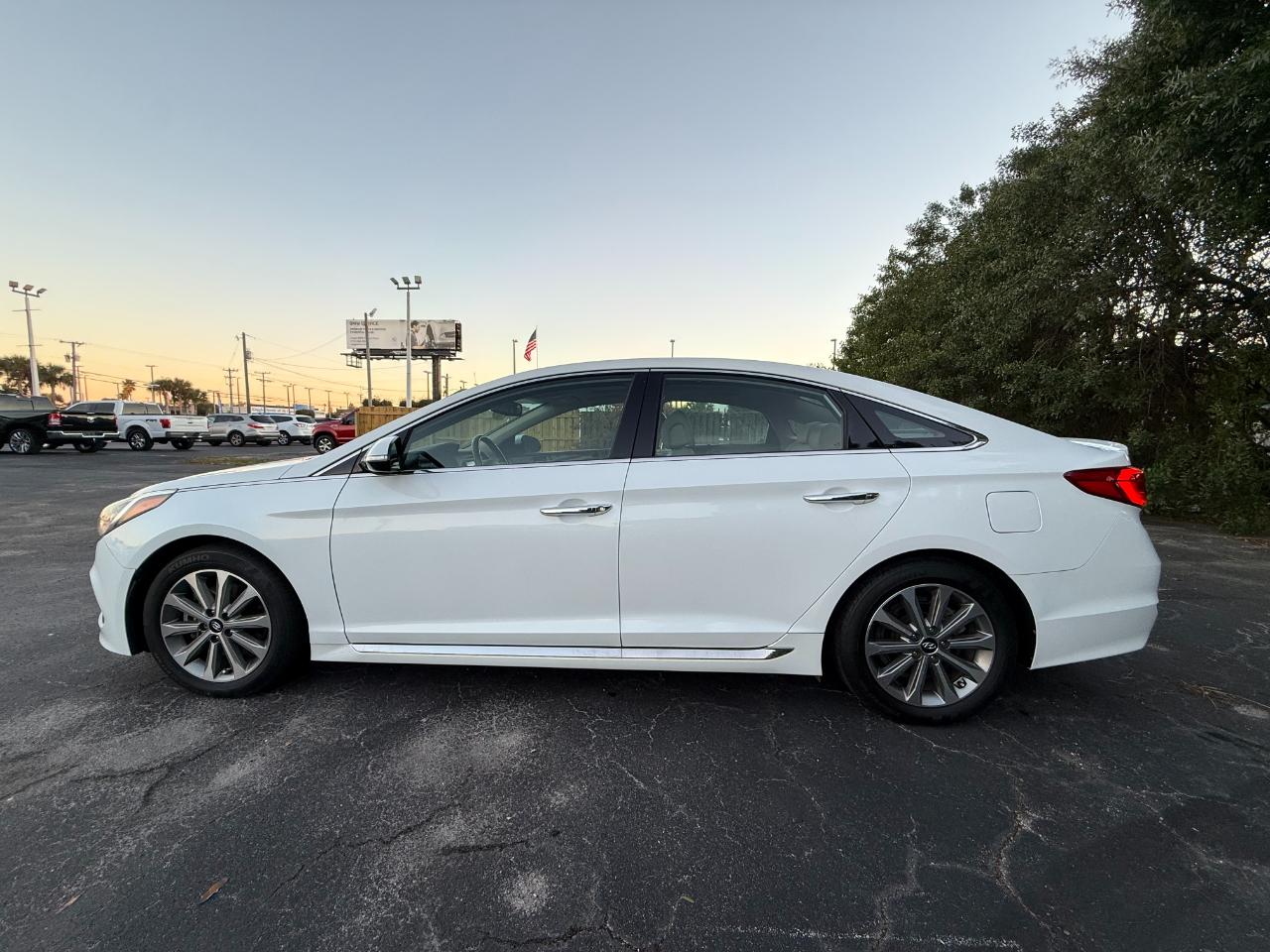 Hyundai Sonata 4dr Sdn 2.4L Limited 2016