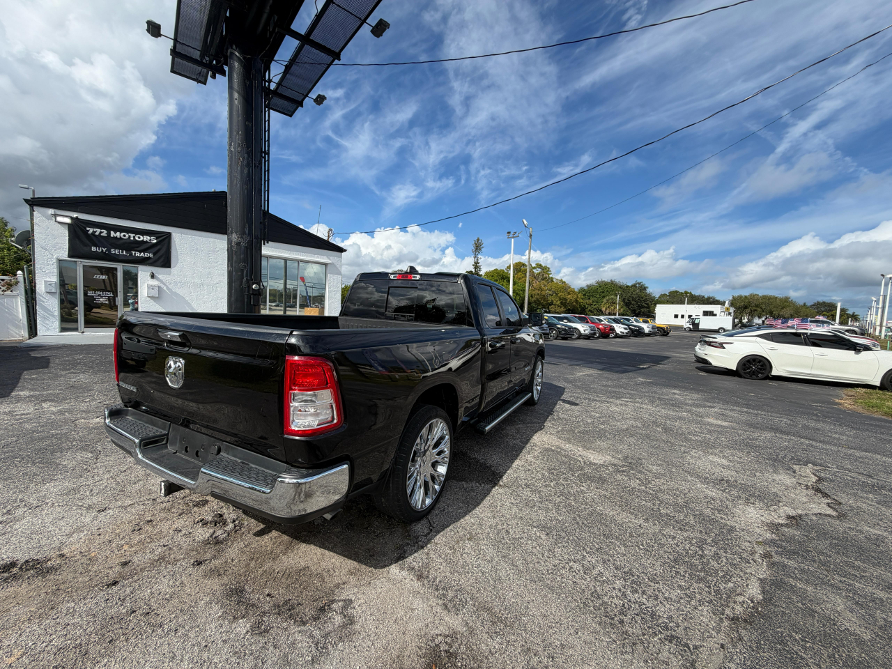 RAM 1500 Big Horn/Lone Star 4x2 Quad Cab 6'4" Box 2019