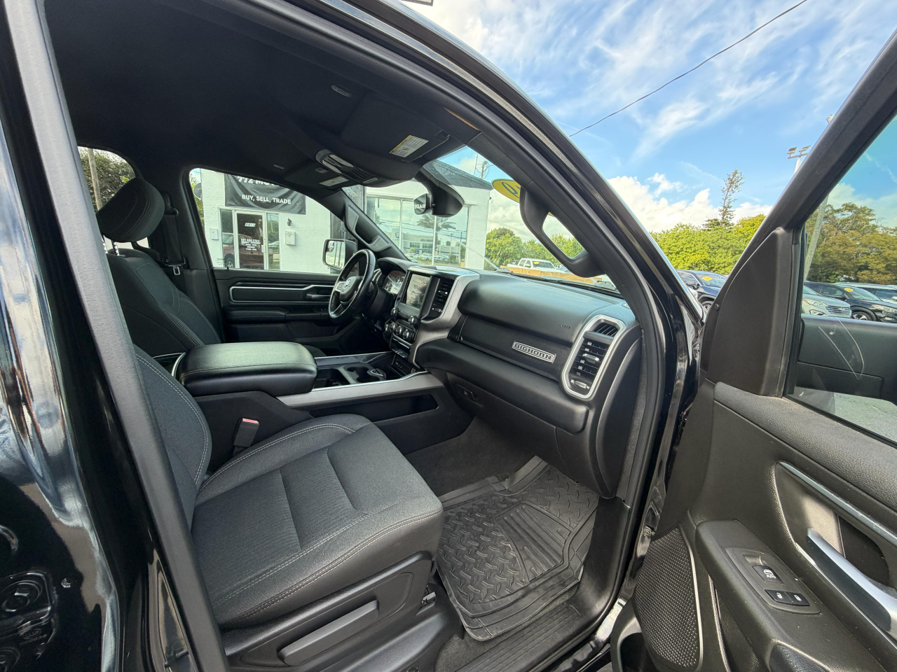 RAM 1500 Big Horn/Lone Star 4x2 Quad Cab 6'4" Box 2019