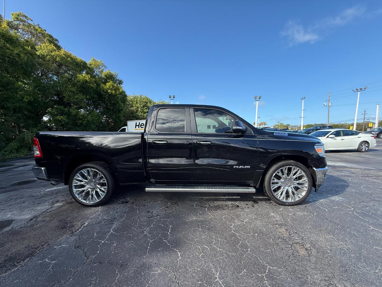 RAM 1500 Big Horn/Lone Star 4x2 Quad Cab 6'4" Box 2019