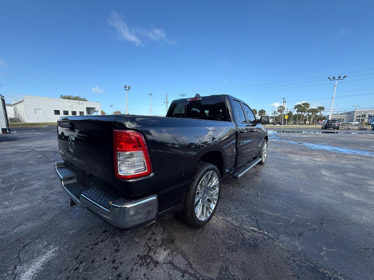 RAM 1500 Big Horn/Lone Star 4x2 Quad Cab 6'4" Box 2019