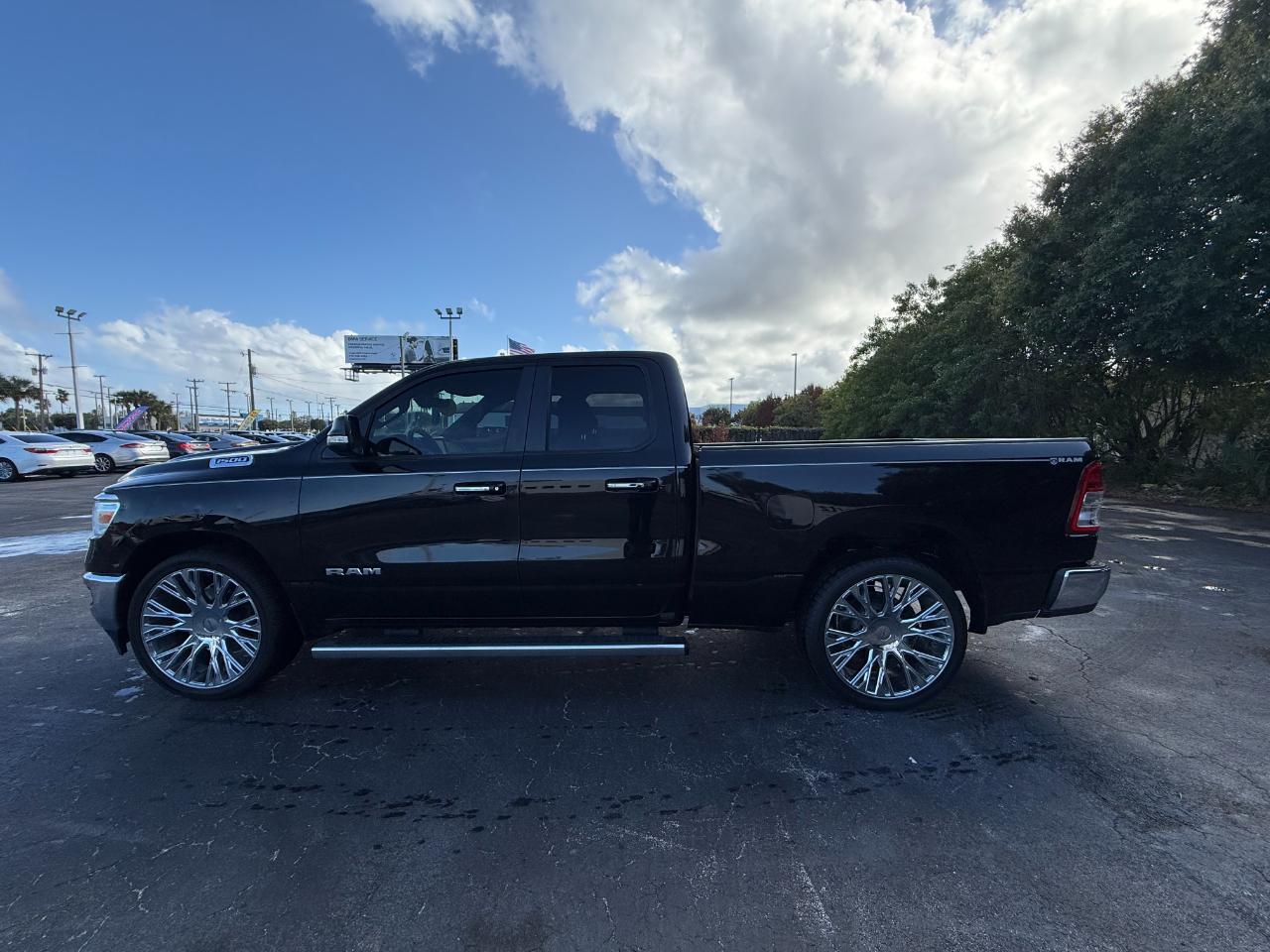 RAM 1500 Big Horn/Lone Star 4x2 Quad Cab 6'4" Box 2019