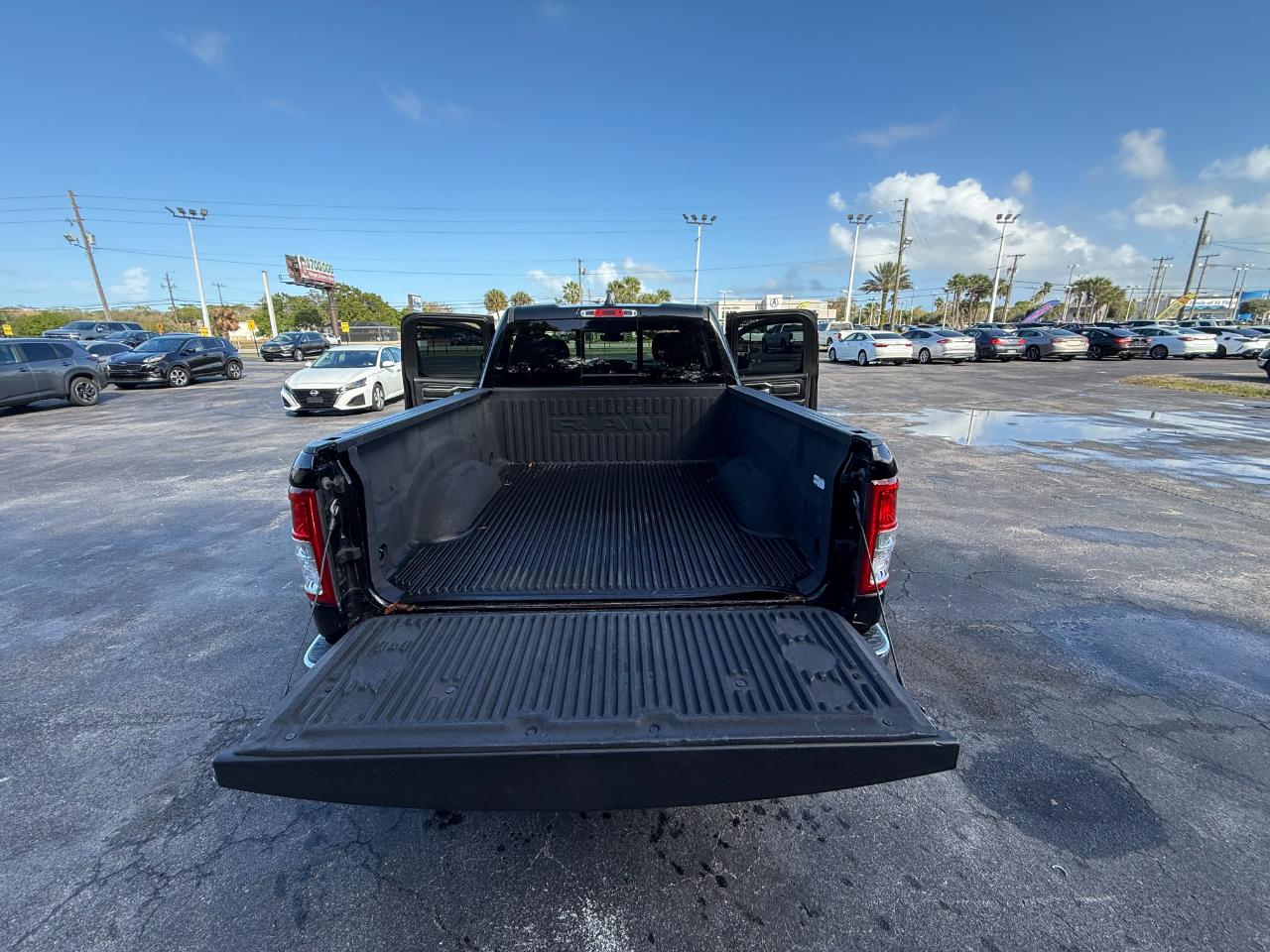 RAM 1500 Big Horn/Lone Star 4x2 Quad Cab 6'4" Box 2019