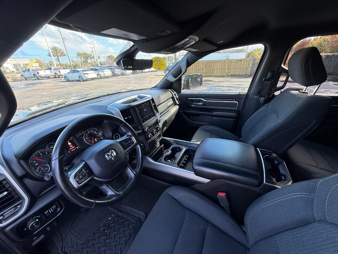 RAM 1500 Big Horn/Lone Star 4x2 Quad Cab 6'4" Box 2019