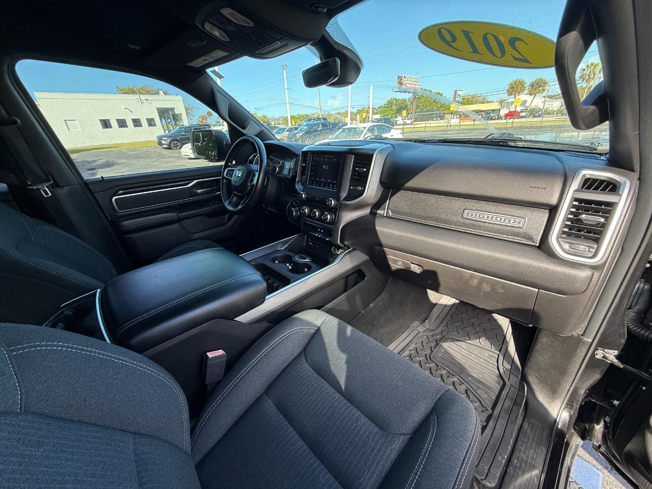 RAM 1500 Big Horn/Lone Star 4x2 Quad Cab 6'4" Box 2019