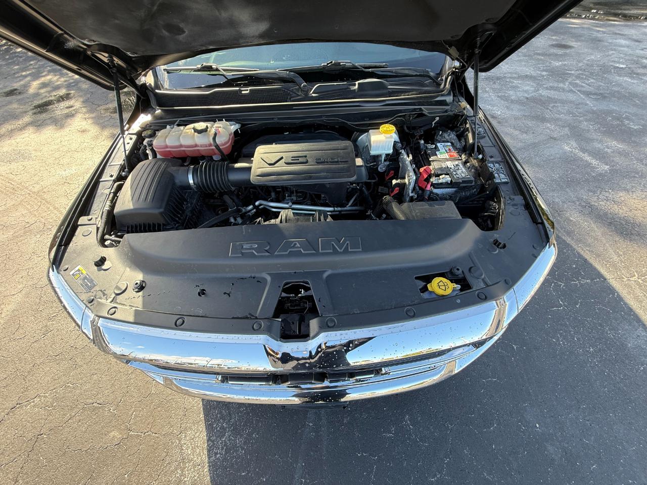 RAM 1500 Big Horn/Lone Star 4x2 Quad Cab 6'4" Box 2019