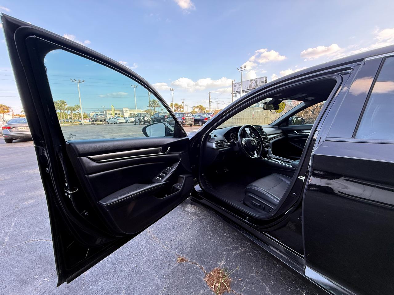 Honda Accord Sedan Sport 1.5T CVT 2018