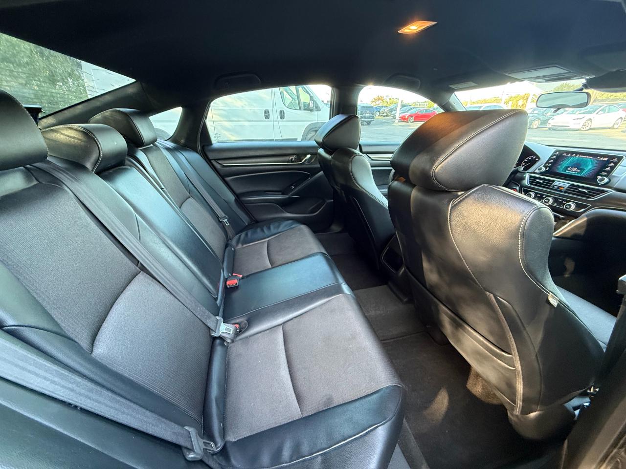 Honda Accord Sedan Sport 1.5T CVT 2018