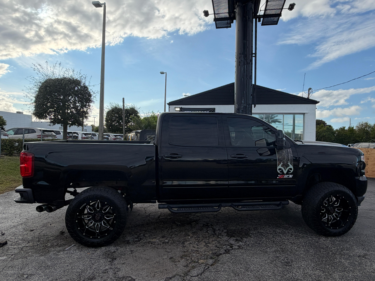Chevrolet Silverado 1500 4WD Crew Cab 143.5" LTZ w/2LZ 2016