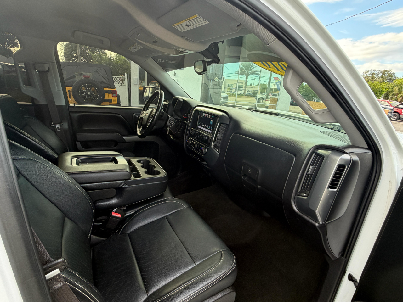 Chevrolet Silverado 1500 2WD Crew Cab 143.5" LT w/1LT 2016