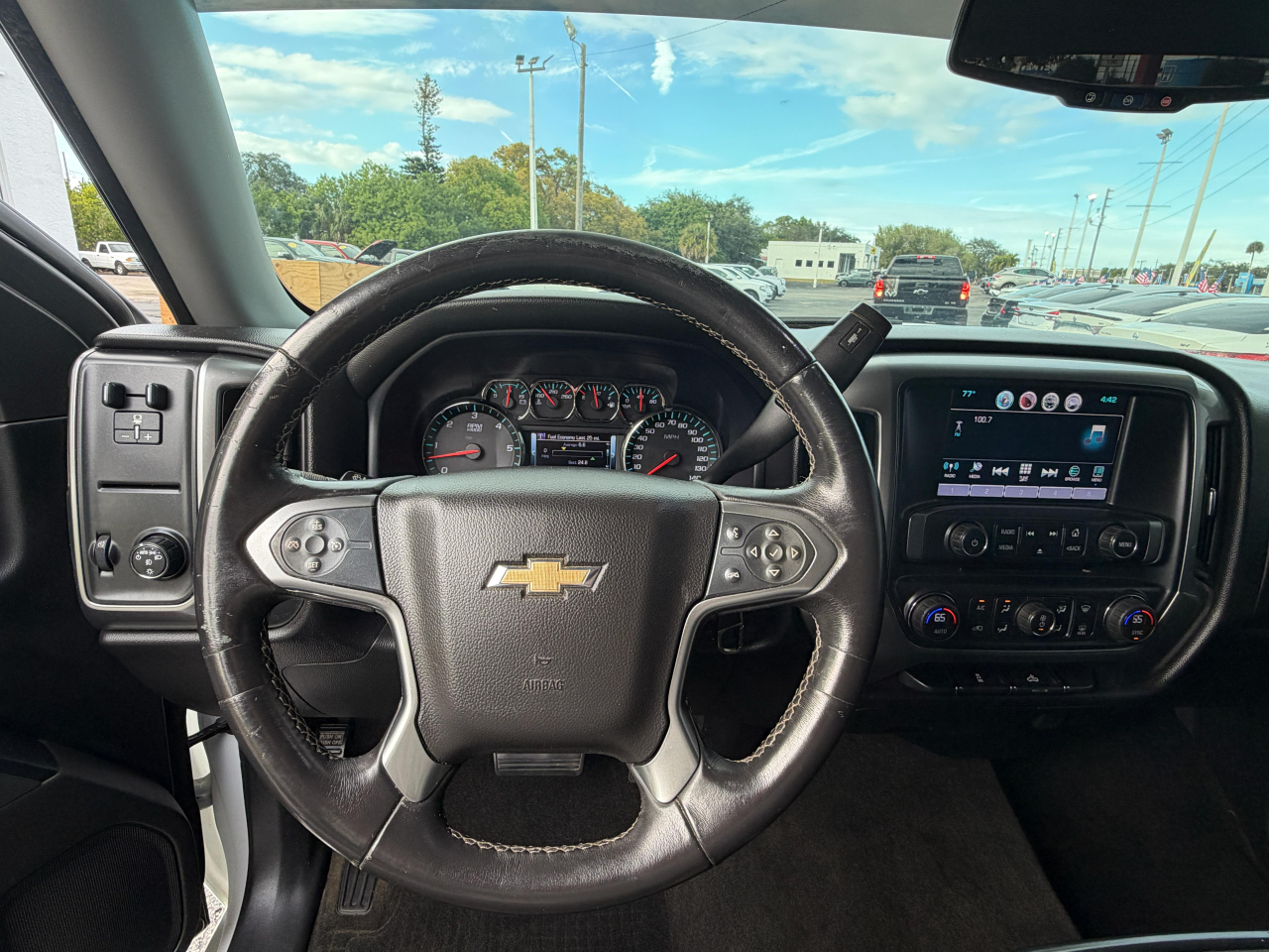 Chevrolet Silverado 1500 2WD Crew Cab 143.5" LT w/1LT 2016