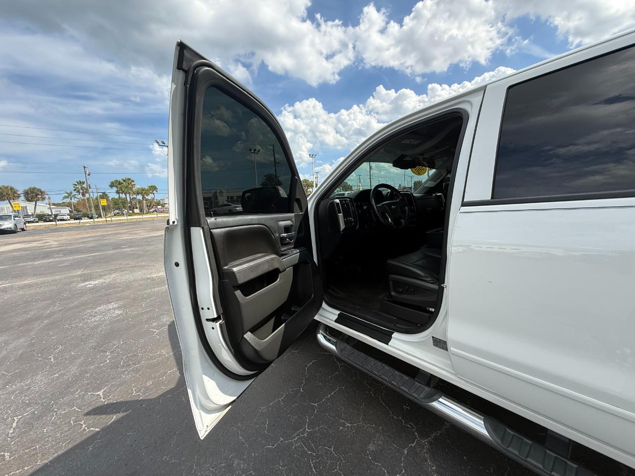 Chevrolet Silverado 1500 2WD Crew Cab 143.5" LT w/1LT 2016