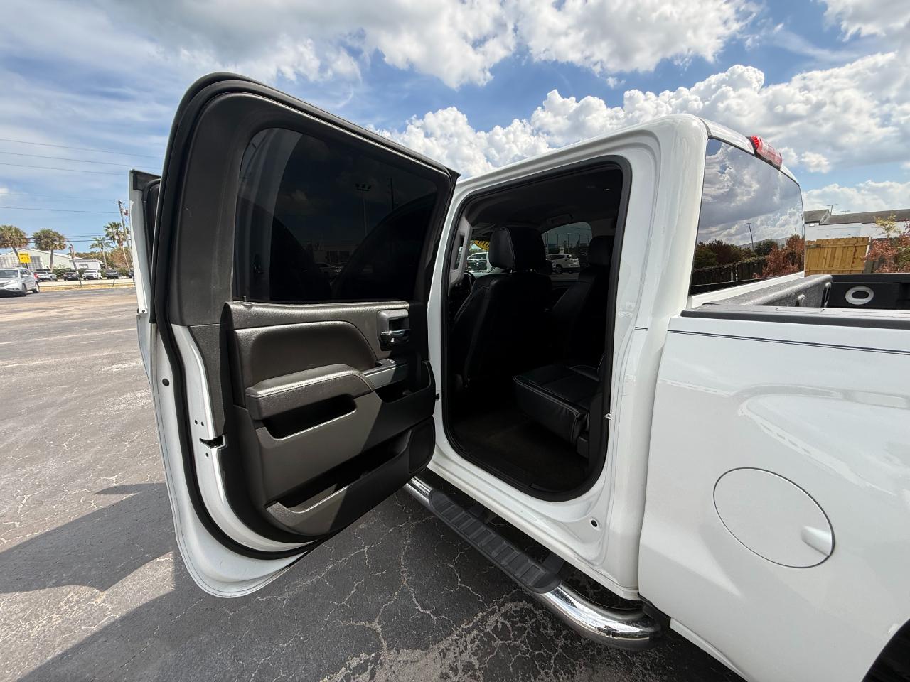 Chevrolet Silverado 1500 2WD Crew Cab 143.5" LT w/1LT 2016
