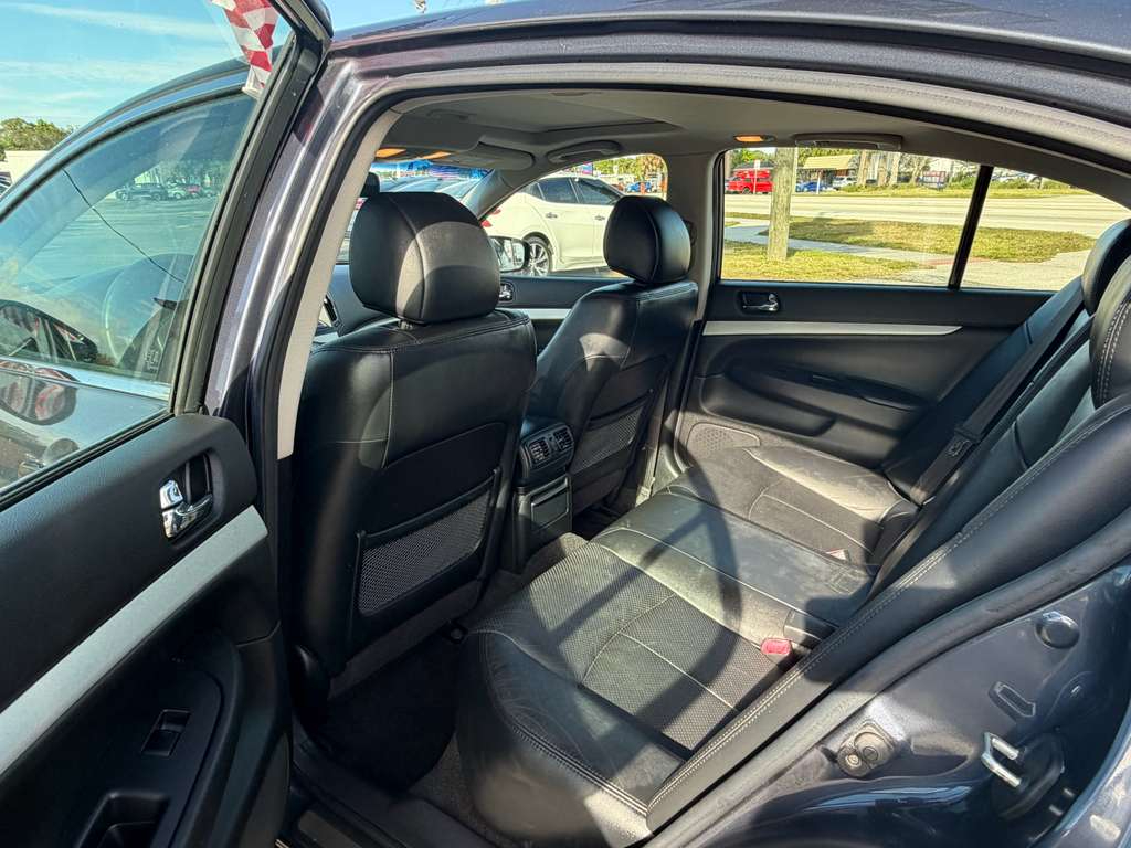 Infiniti G37 Sedan 4dr x AWD 2009