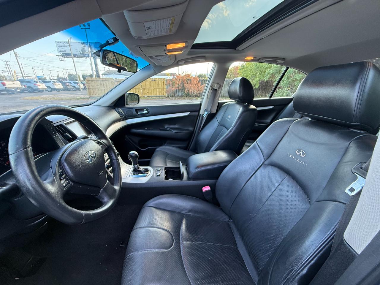 Infiniti G37 Sedan 4dr x AWD 2009