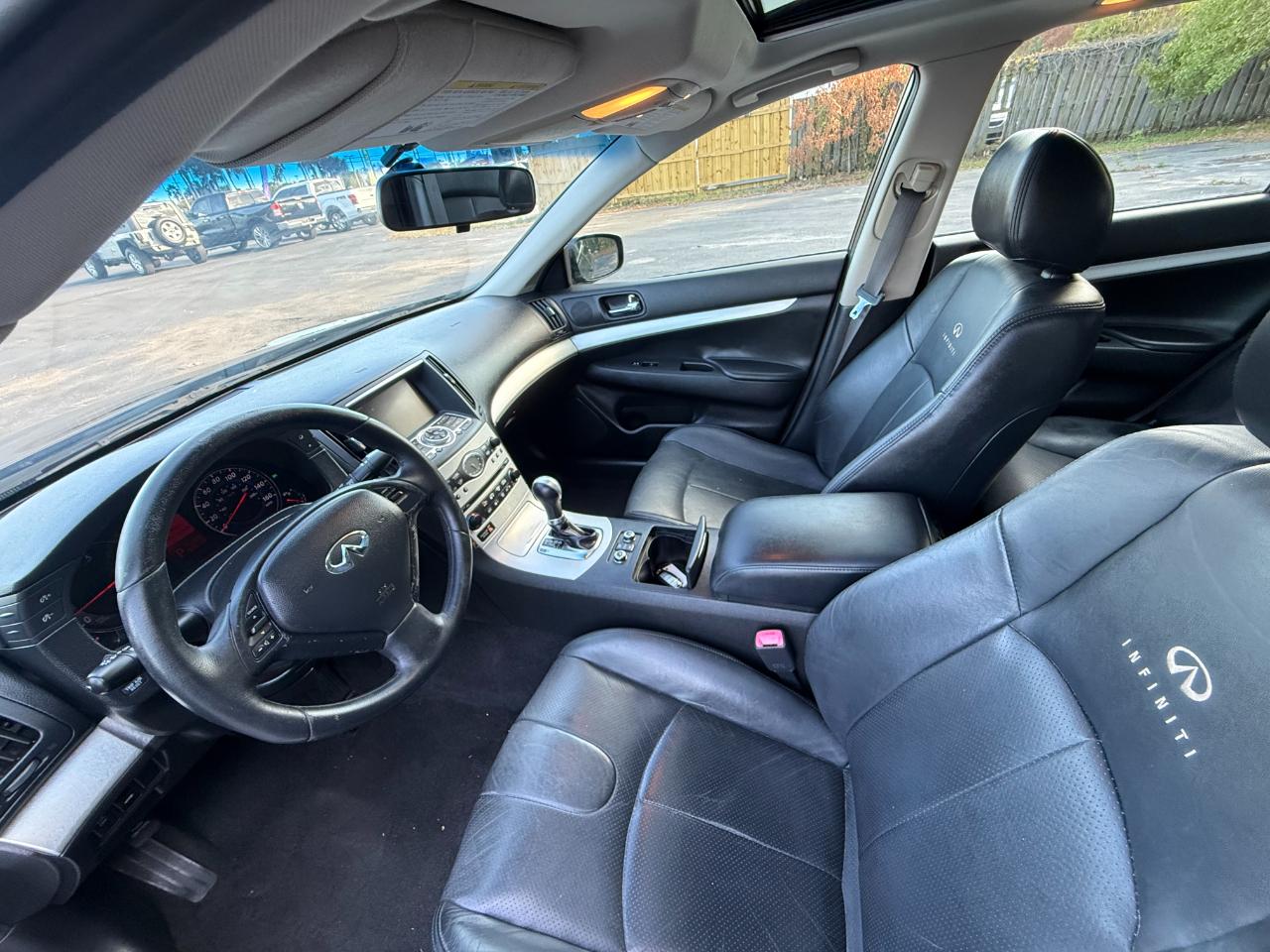 Infiniti G37 Sedan 4dr x AWD 2009