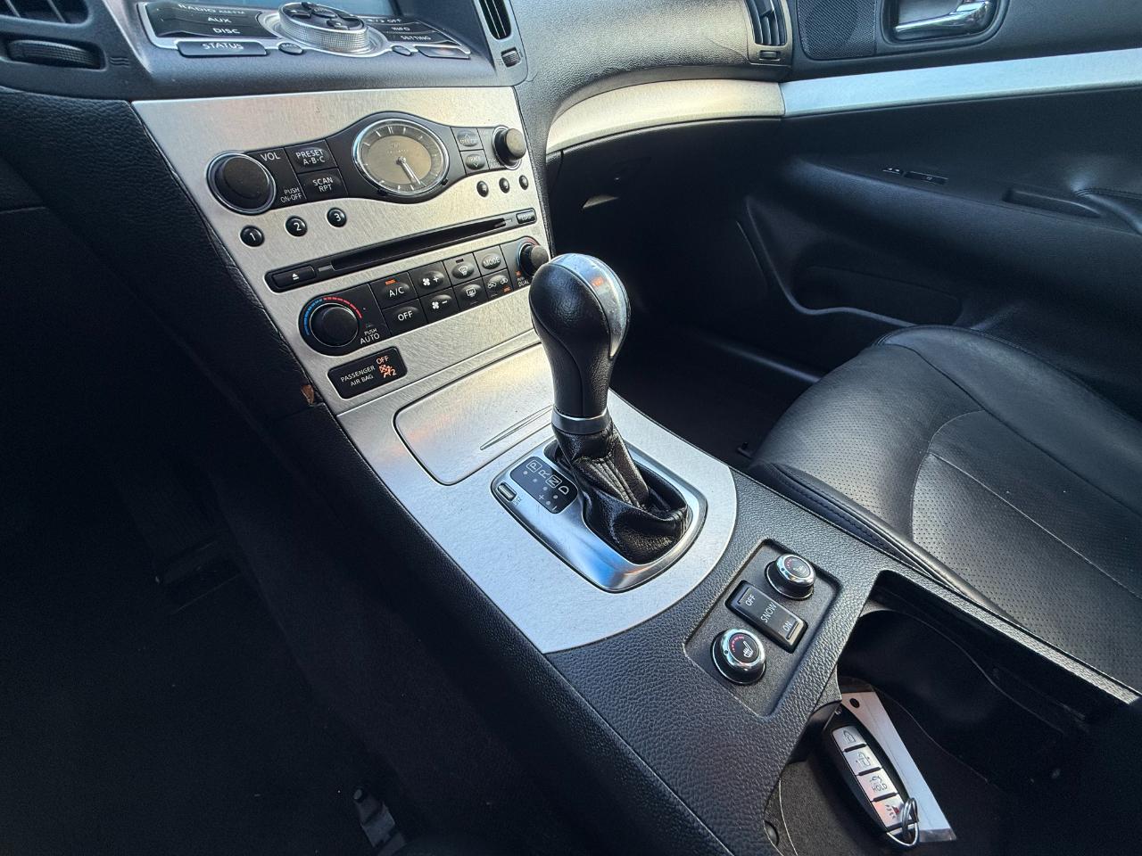 Infiniti G37 Sedan 4dr x AWD 2009