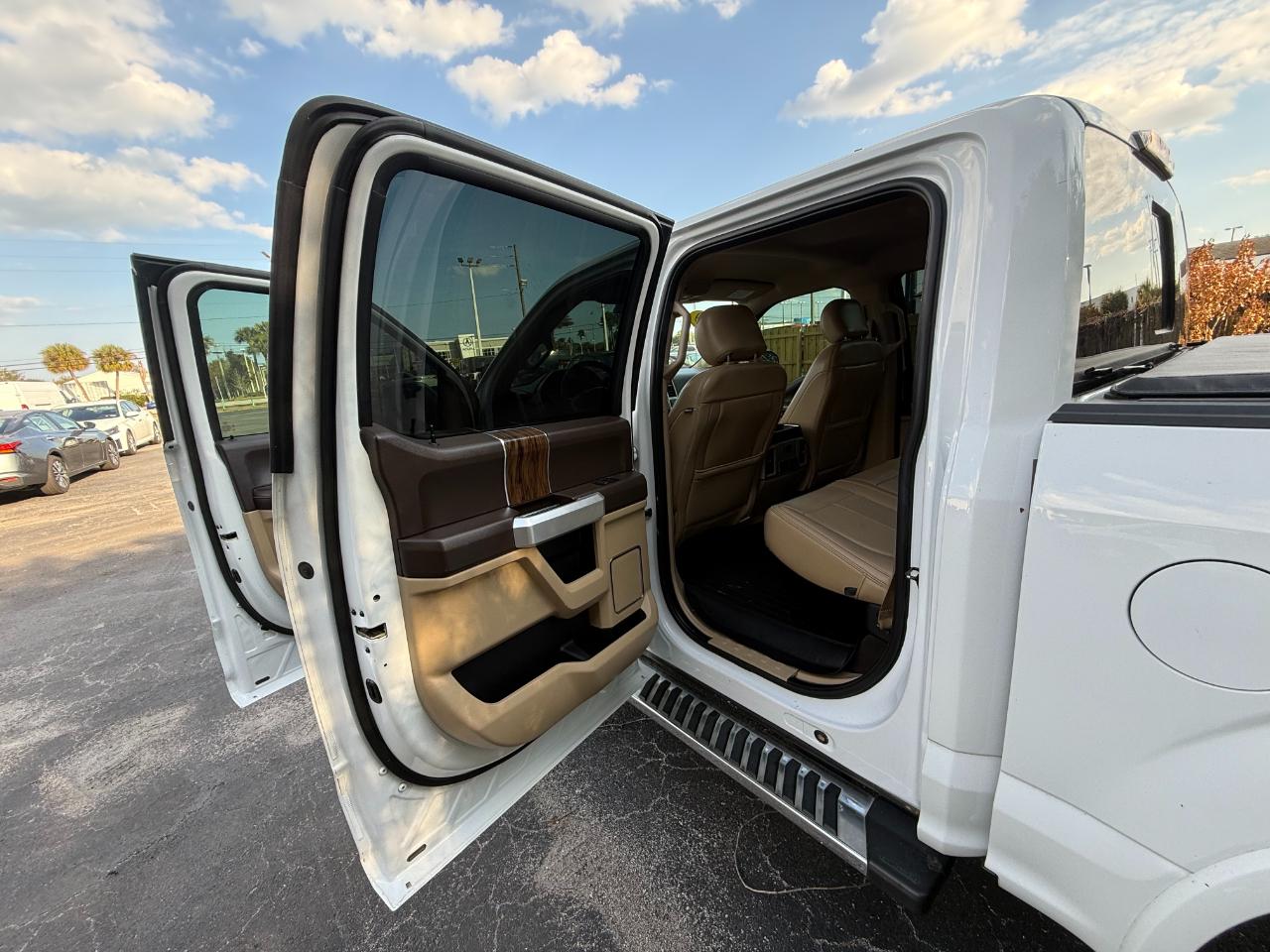 Ford F-150 Lariat 4WD SuperCrew 5.5' Box 2019