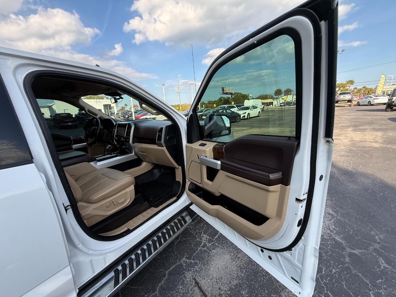 Ford F-150 Lariat 4WD SuperCrew 5.5' Box 2019