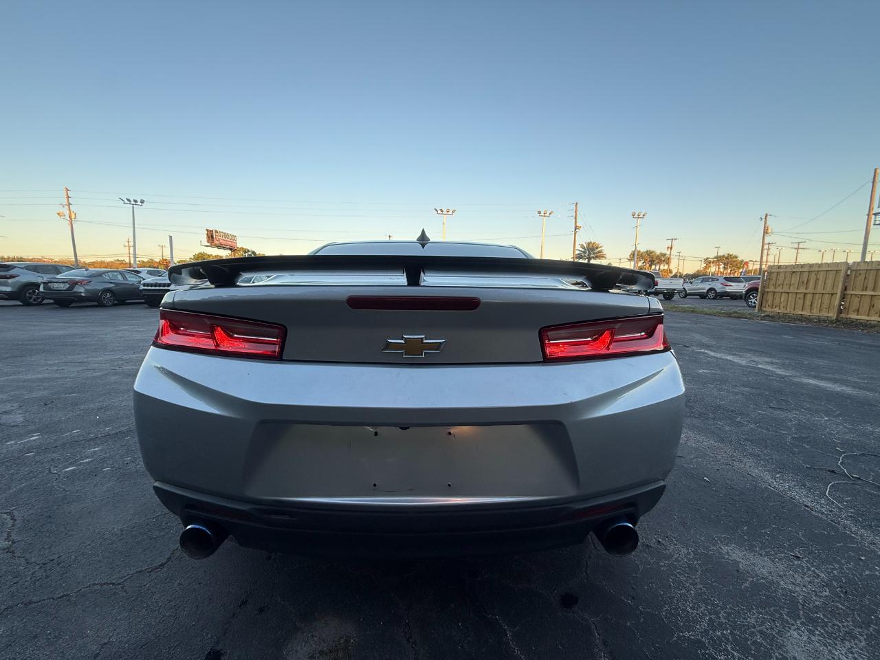 Chevrolet Camaro 2dr Cpe 1LT 2018