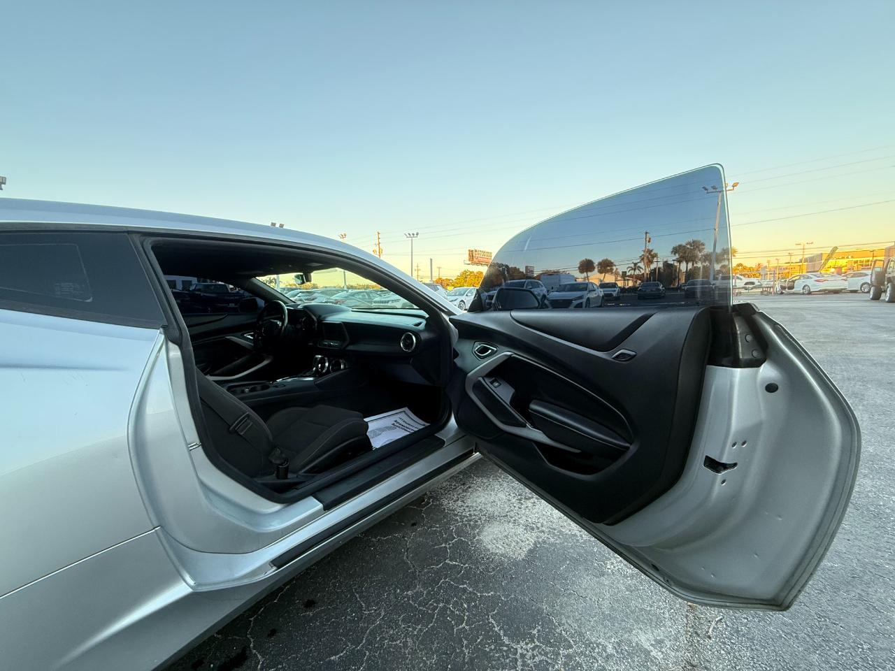 Chevrolet Camaro 2dr Cpe 1LT 2018