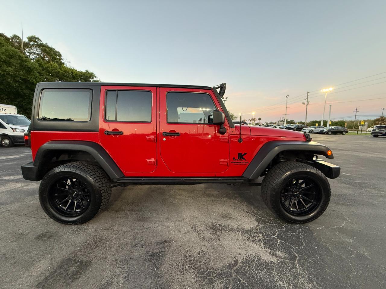 Jeep Wrangler Unlimited 4WD 4dr Sport 2013