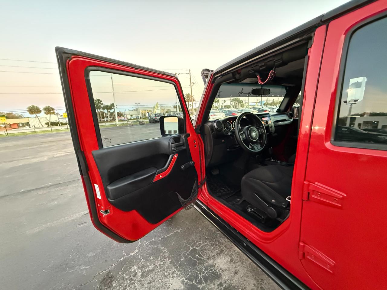 Jeep Wrangler Unlimited 4WD 4dr Sport 2013