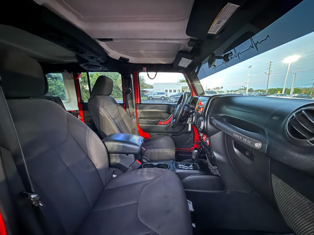 Jeep Wrangler Unlimited 4WD 4dr Sport 2013