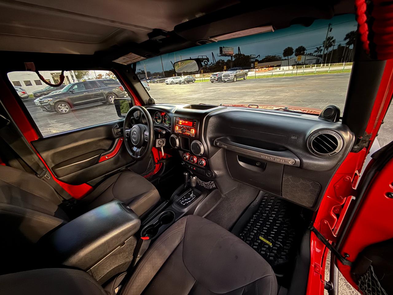 Jeep Wrangler Unlimited 4WD 4dr Sport 2013