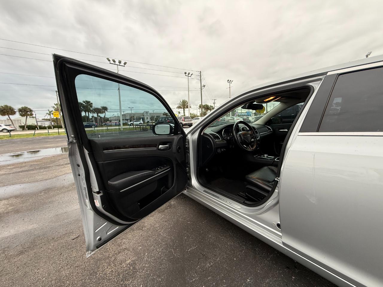 Chrysler 300 Limited 2020