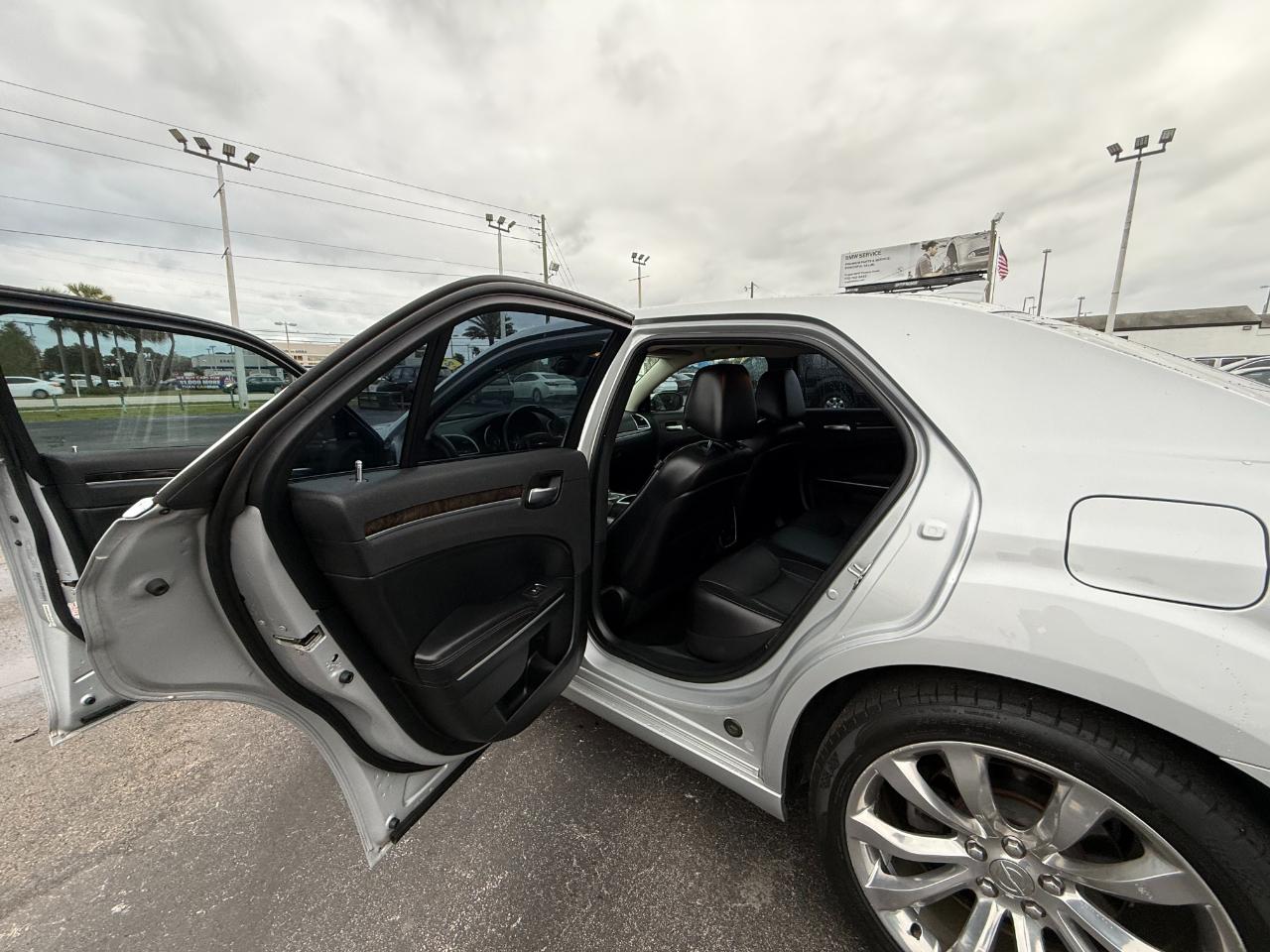 Chrysler 300 Limited 2020