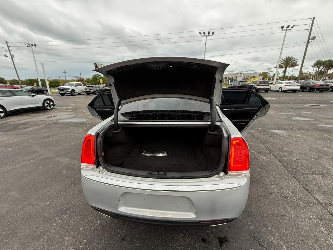 Chrysler 300 Limited 2020