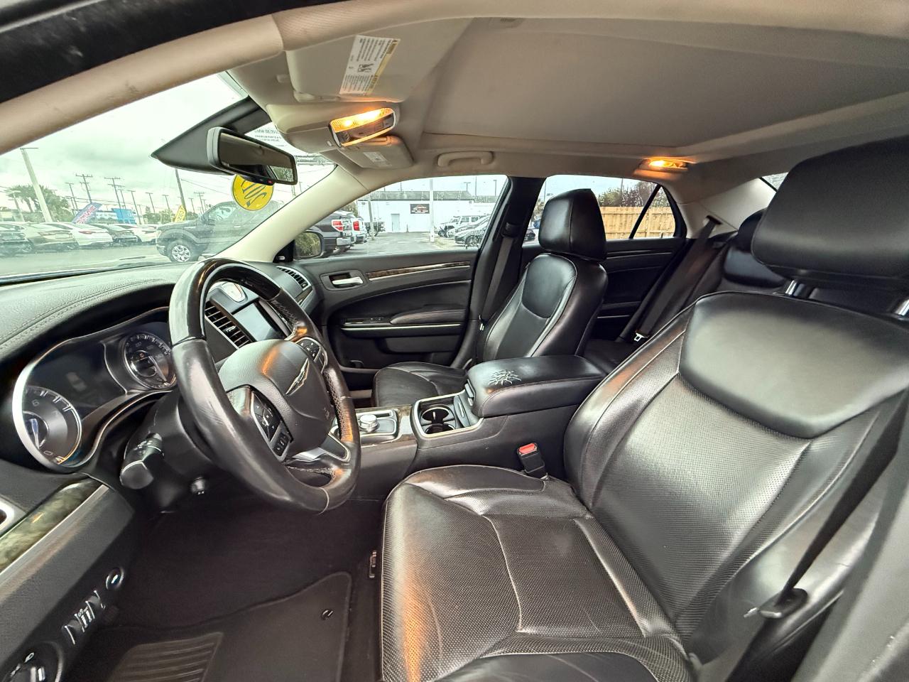 Chrysler 300 Limited 2020