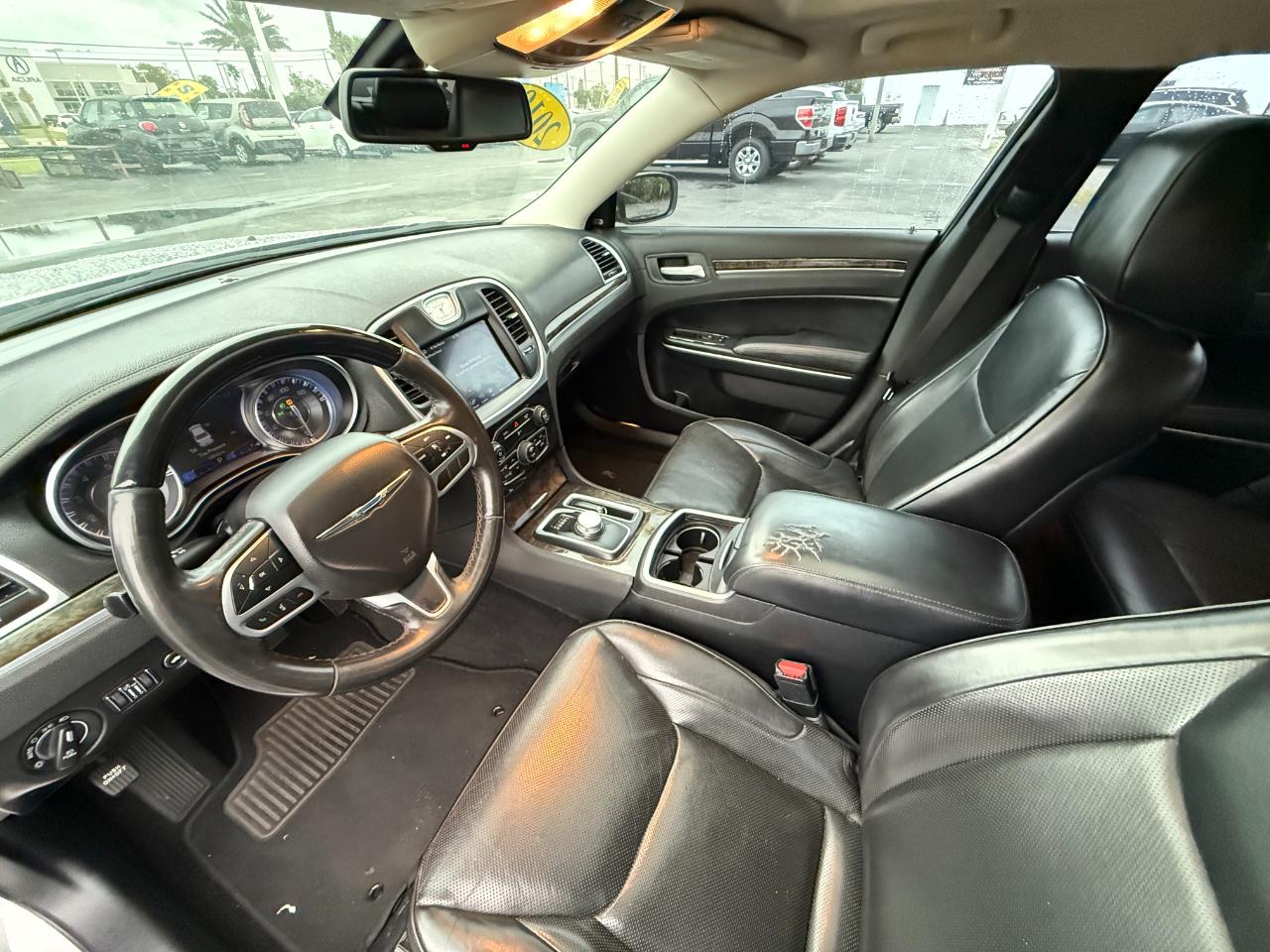 Chrysler 300 Limited 2020