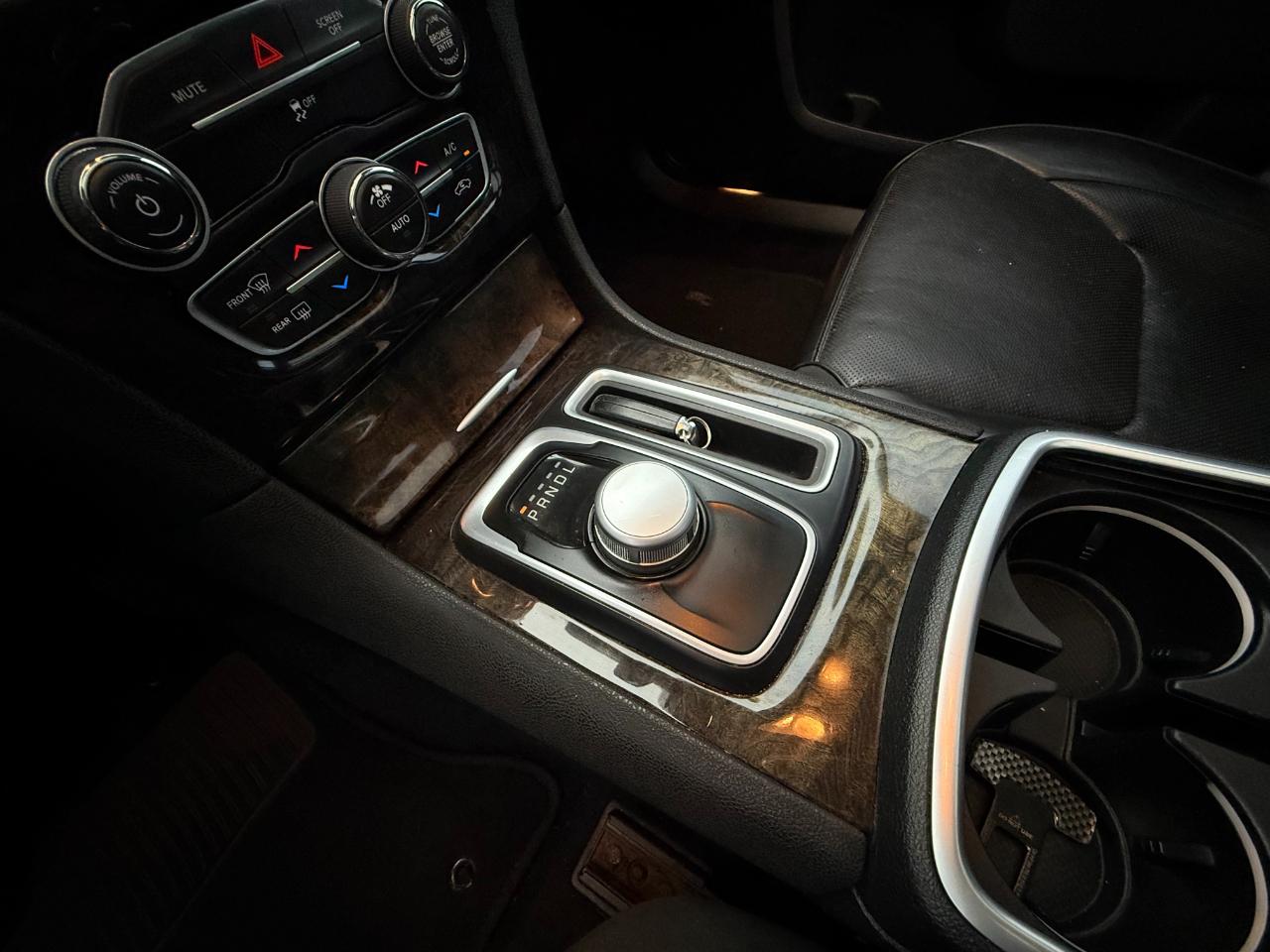 Chrysler 300 Limited 2020