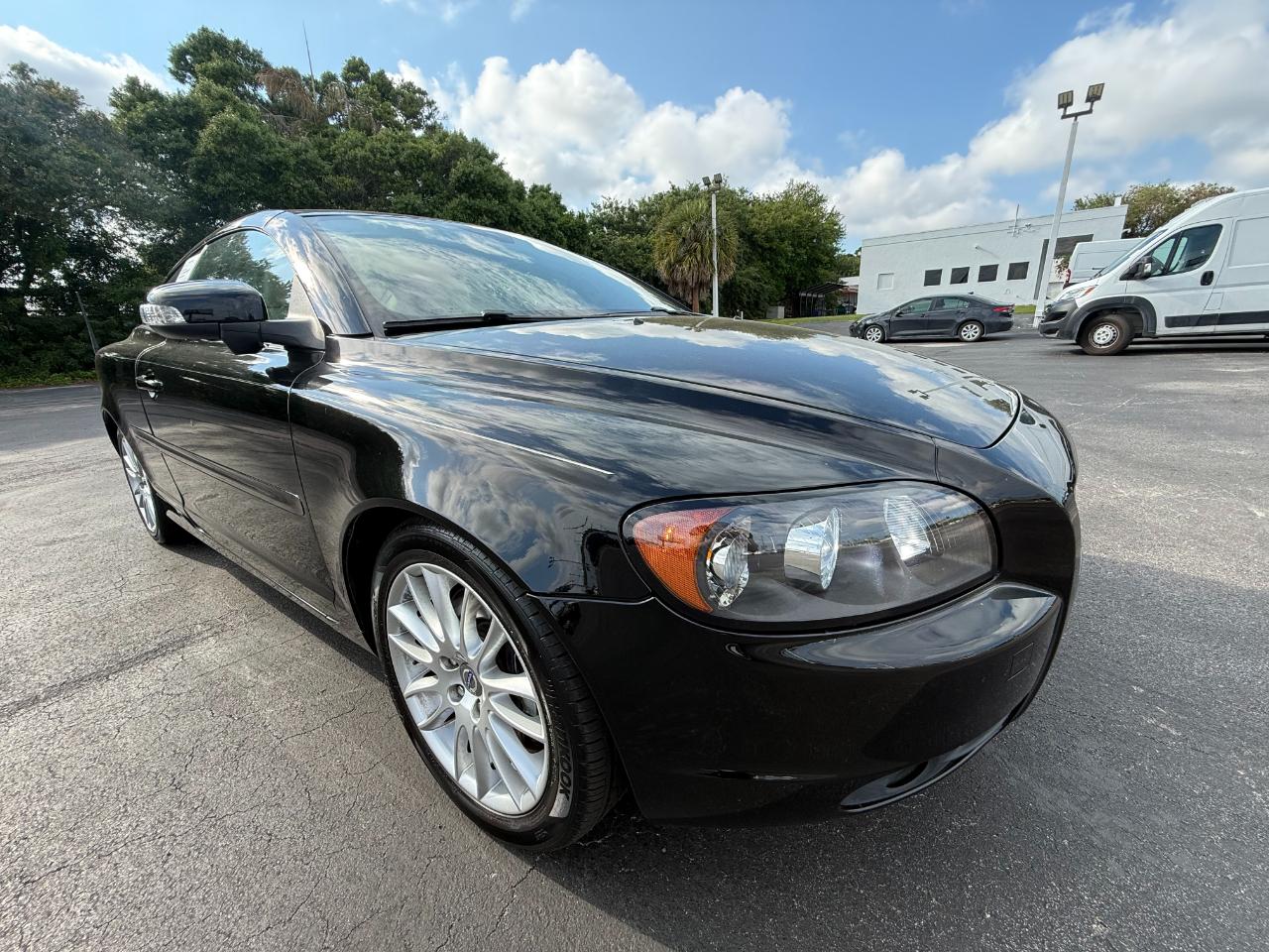 Volvo C70 2dr Conv Man 2009