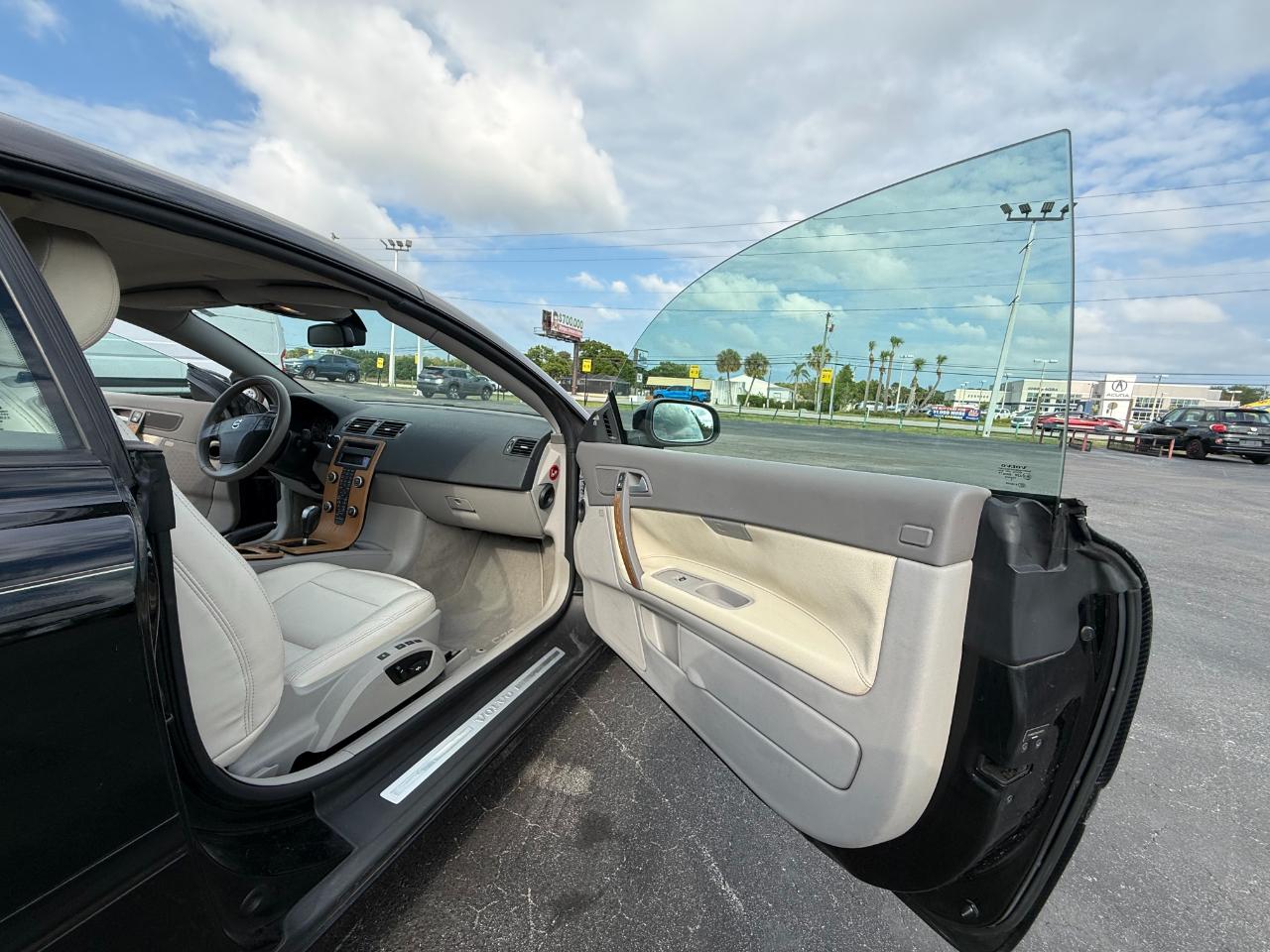 Volvo C70 2dr Conv Man 2009