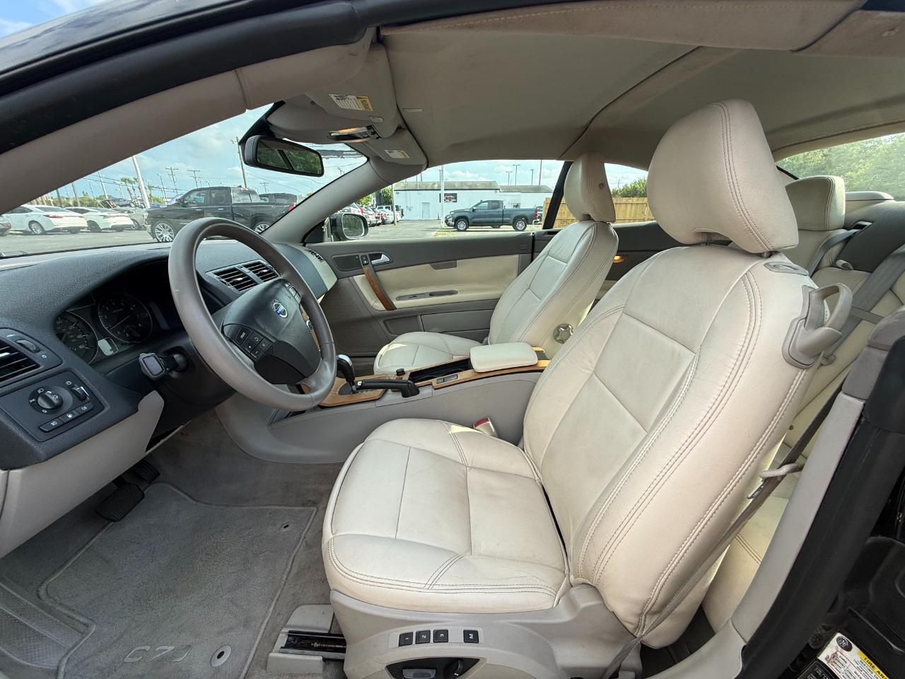 Volvo C70 2dr Conv Man 2009