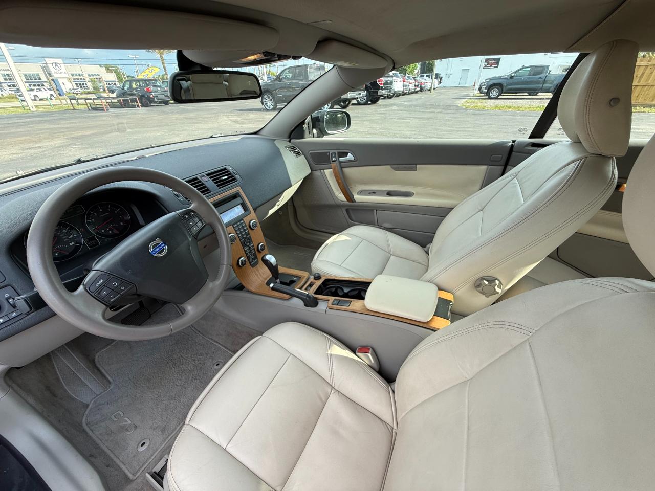 Volvo C70 2dr Conv Man 2009