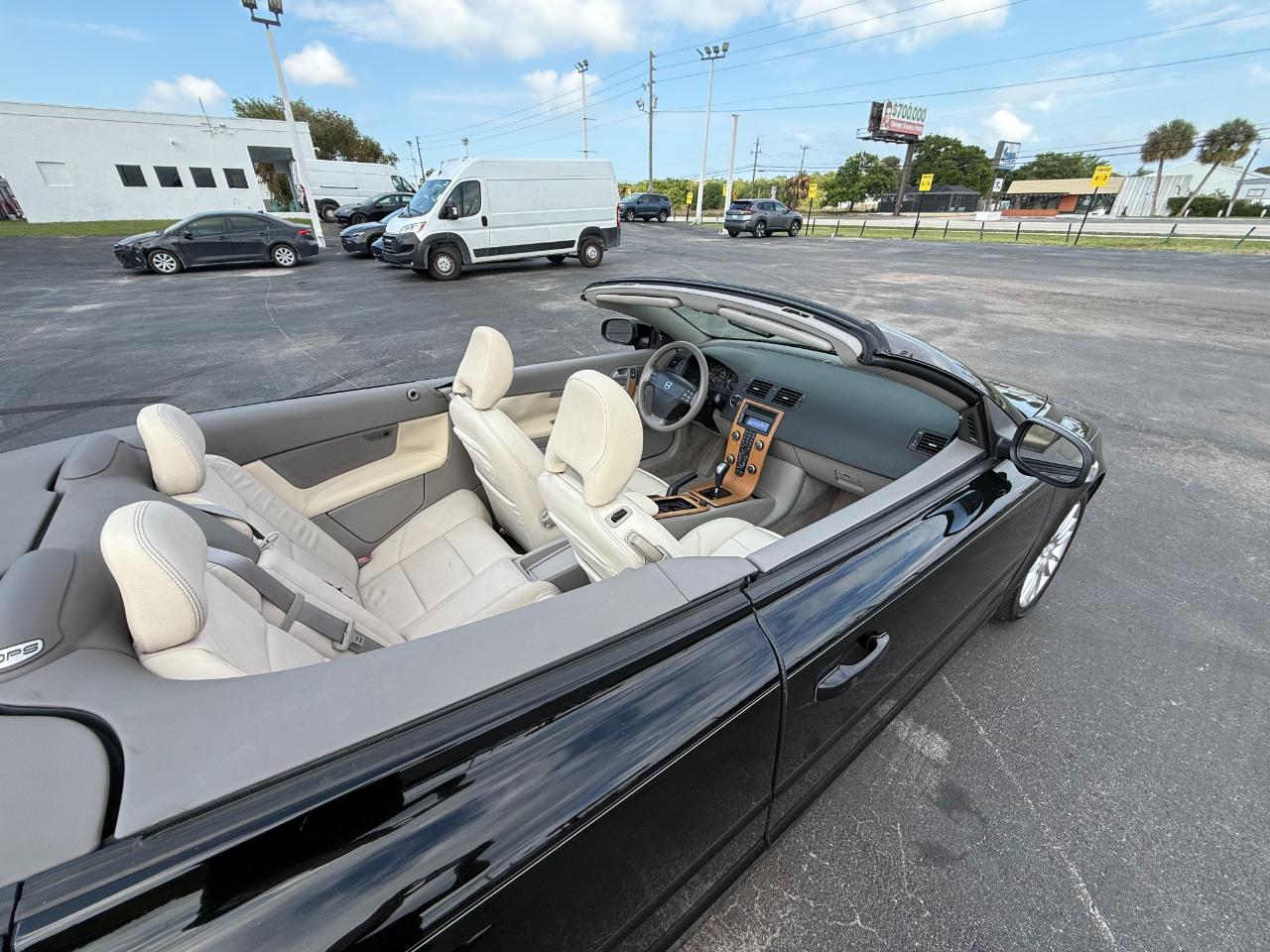 Volvo C70 2dr Conv Man 2009