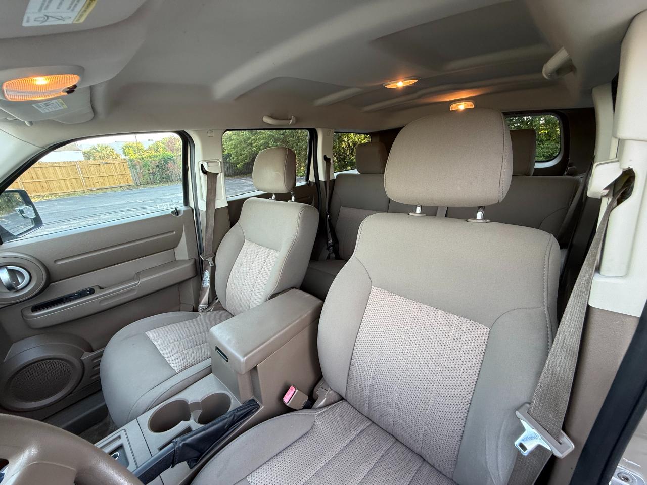 Dodge Nitro 2WD 4dr Heat 2010