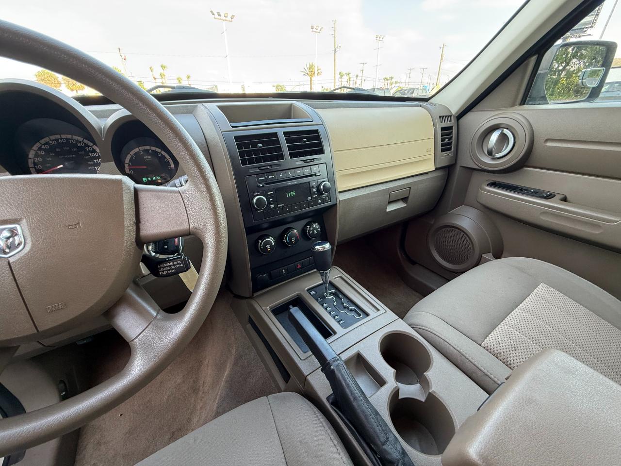 Dodge Nitro 2WD 4dr Heat 2010