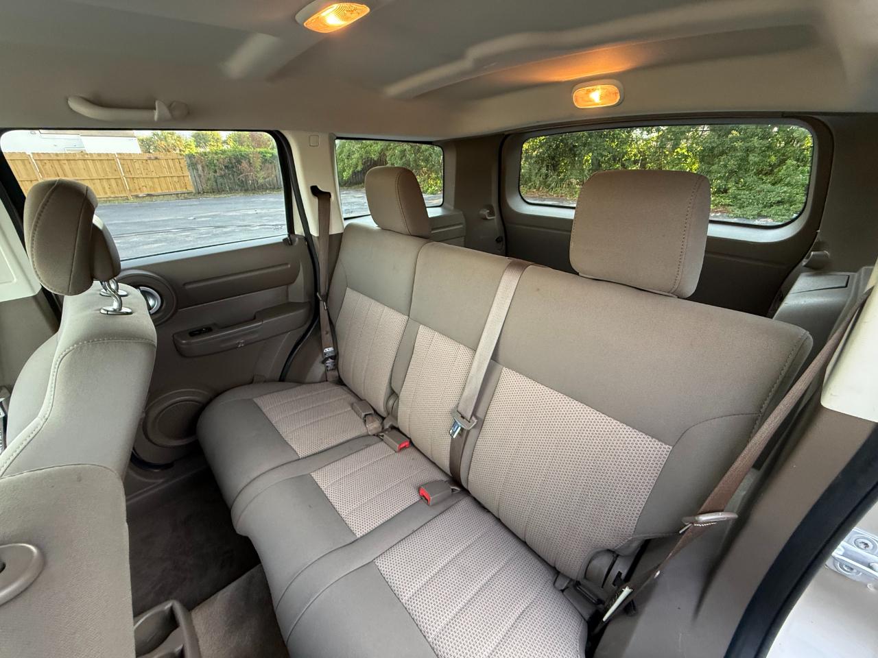 Dodge Nitro 2WD 4dr Heat 2010